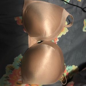 Victoria secret bra 32 DD